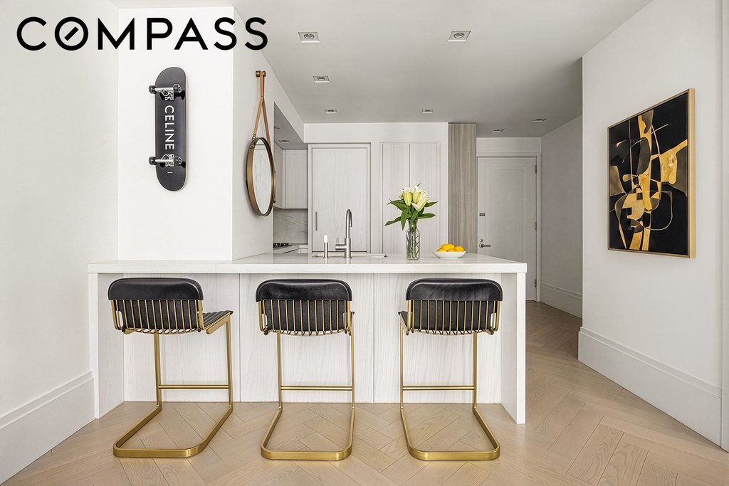 101 Wall Street, Unit 12A photo 2