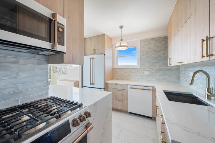 5700 Arlington Avenue, Unit 17U photo 3
