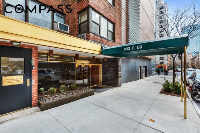 233 East 69th Street, Unit 16F photo 7