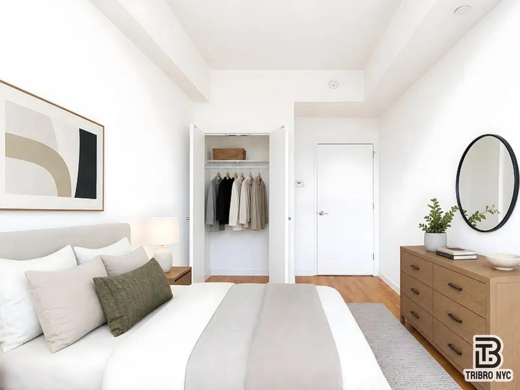 31-10 23rd Street, Unit 3N photo 4