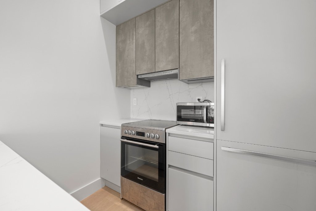682 Willoughby Avenue, Unit 3F photo 7