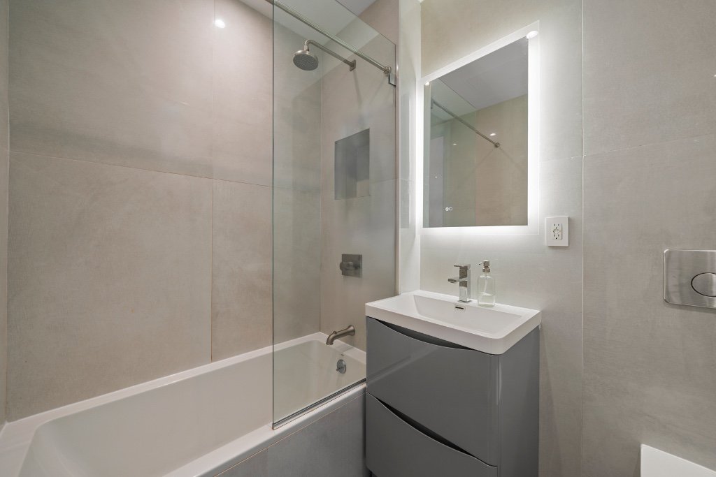 682 Willoughby Avenue, Unit 3F photo 9