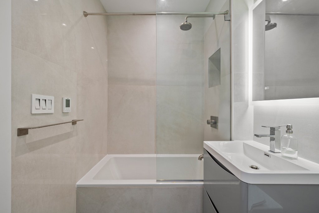 682 Willoughby Avenue, Unit 3F photo 10