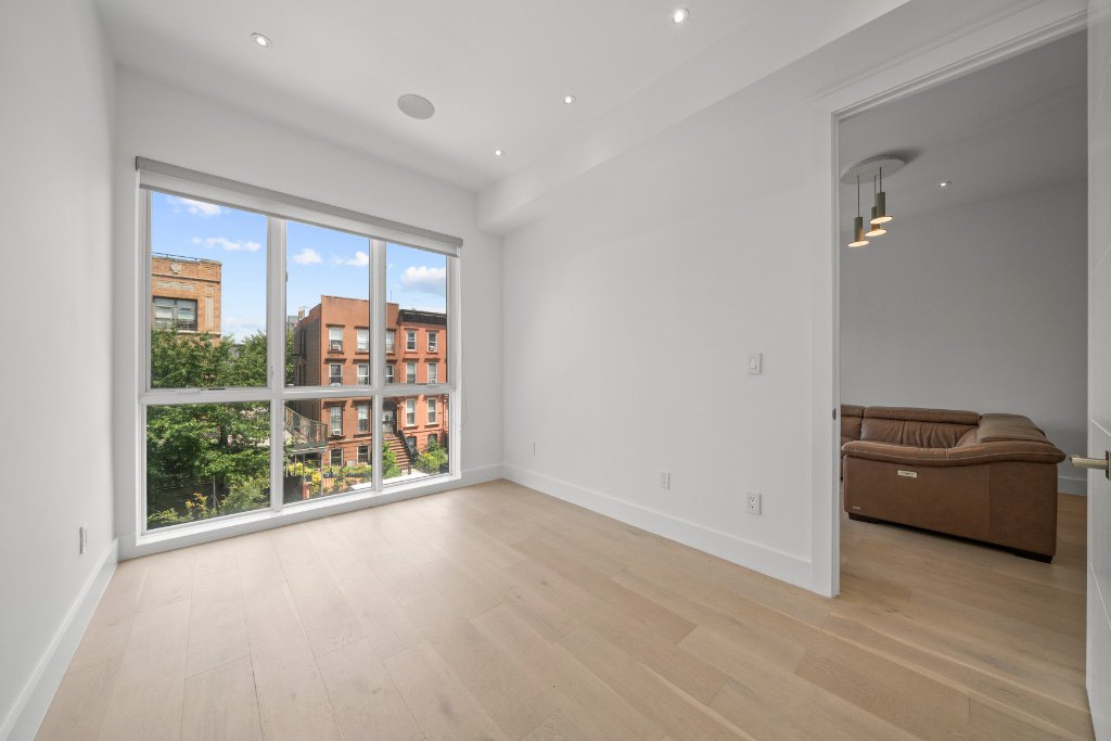 682 Willoughby Avenue, Unit 3F photo 16