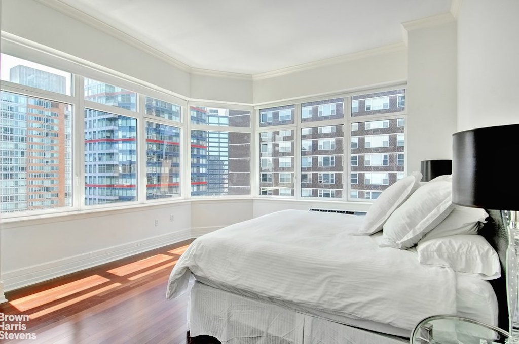 300 East 55th Street, Unit 21D photo 5
