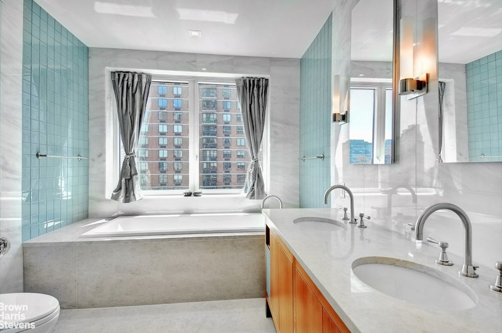 300 East 55th Street, Unit 21D photo 6