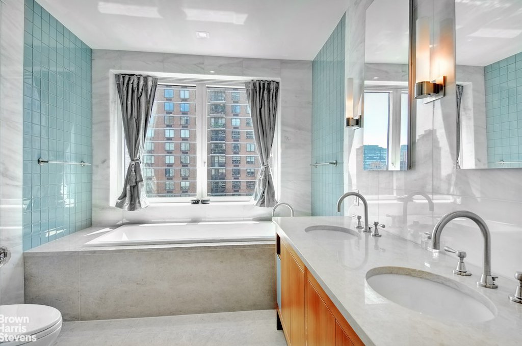 300 East 55th Street, Unit 21D photo 8