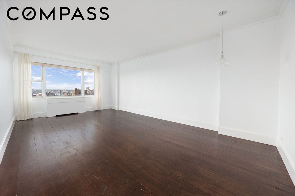 60 East 8th Street, Unit 27D photo 2