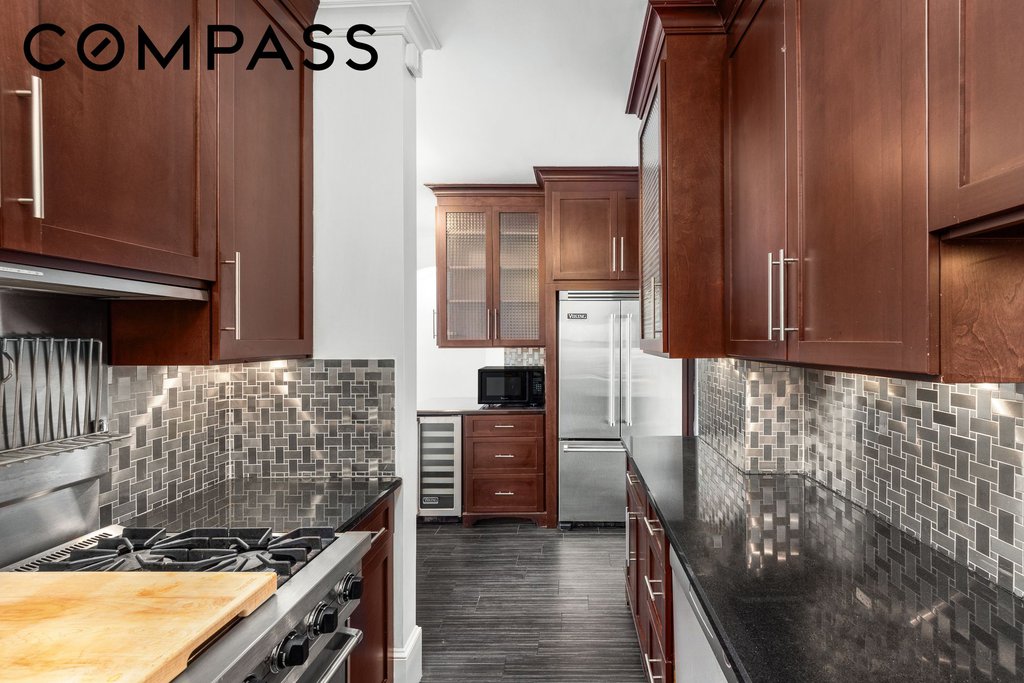 60 East 8th Street, Unit 27D photo 5