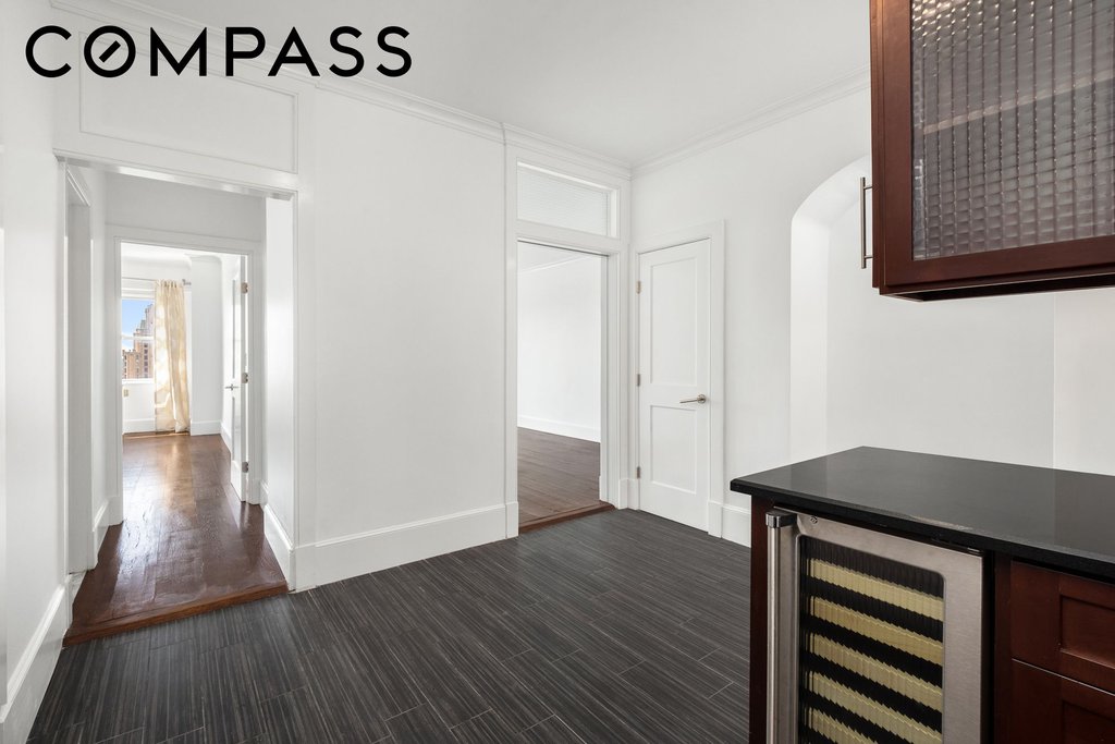 60 East 8th Street, Unit 27D photo 7