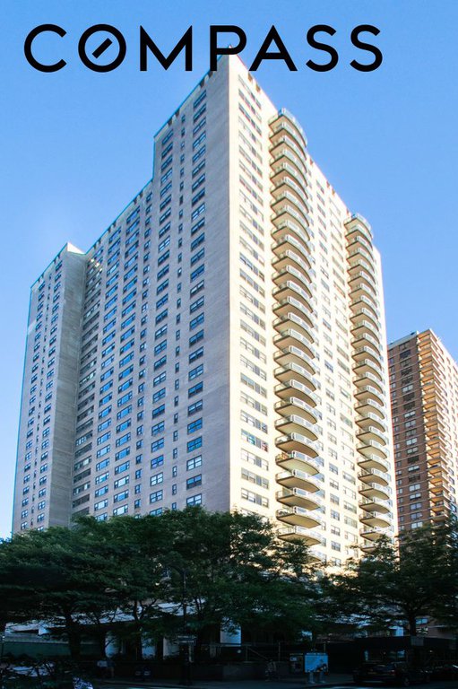 60 East 8th Street, Unit 27D photo 17