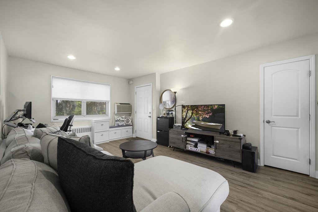 249-33 64th Avenue, Unit 1 photo 5