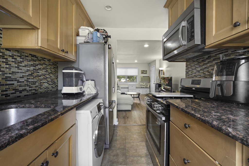 249-33 64th Avenue, Unit 1 photo 13