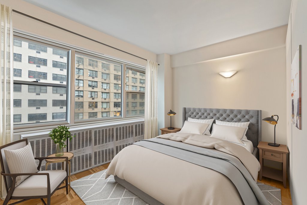 333 East 46th Street, Unit 7G photo 4