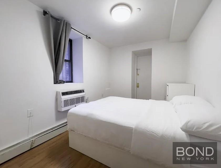 407 West 51st Street, Unit 1E photo 7
