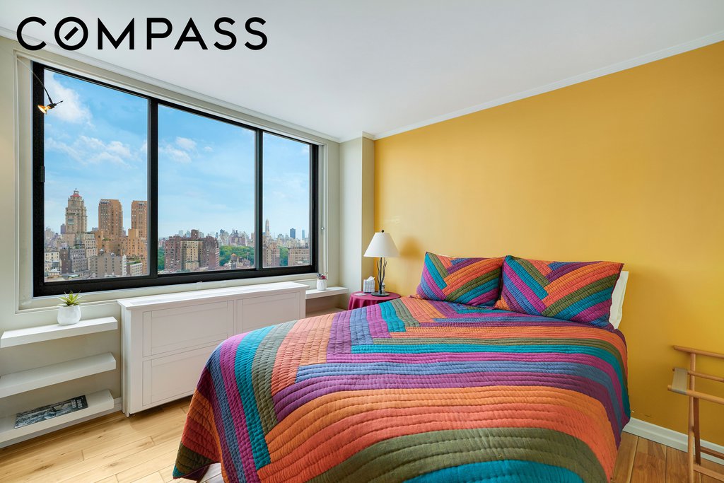 2025 Broadway, Unit 24F photo 6