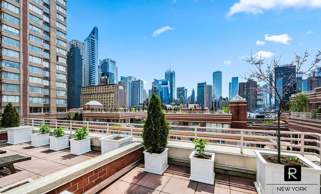 350 West 50th Street, Unit 6I photo 12