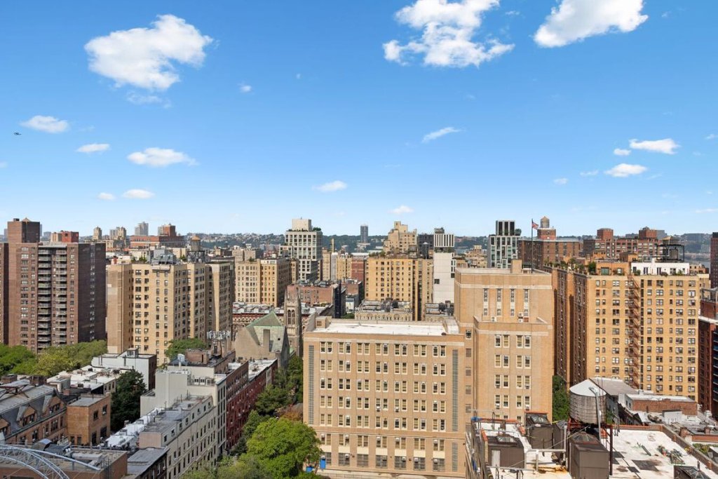 100 West 93rd Street, Unit 21D