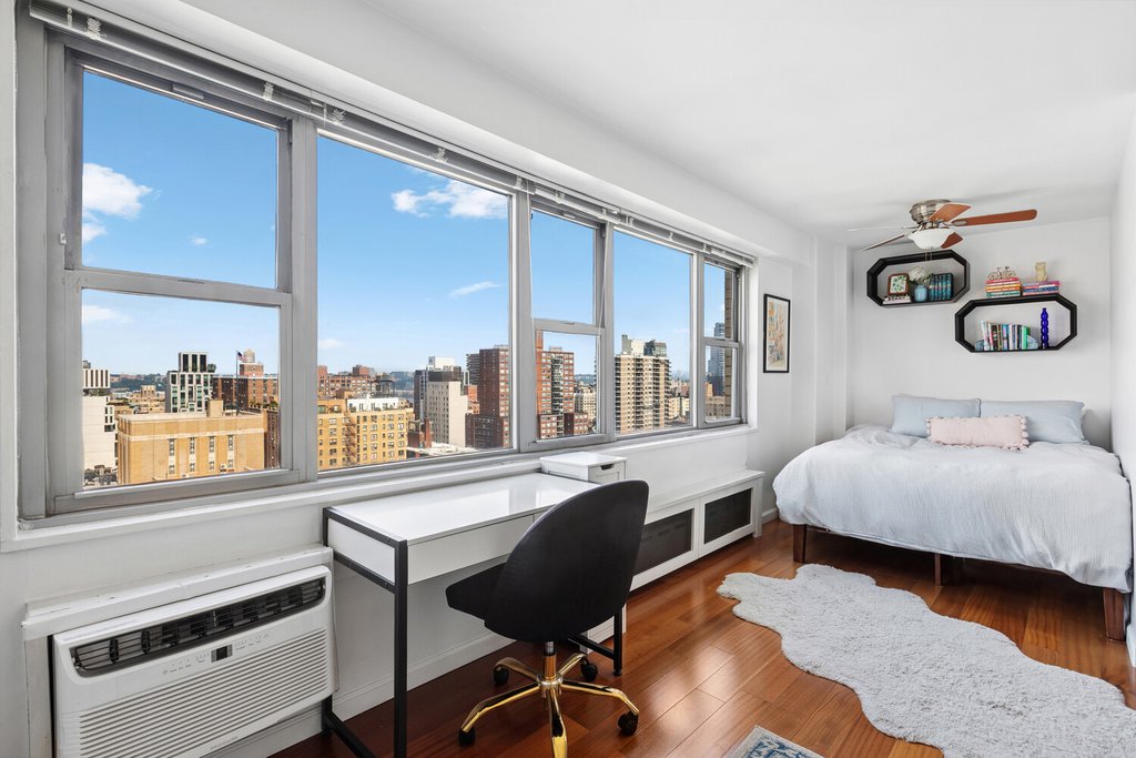 100 West 93rd Street, Unit 21D photo 3