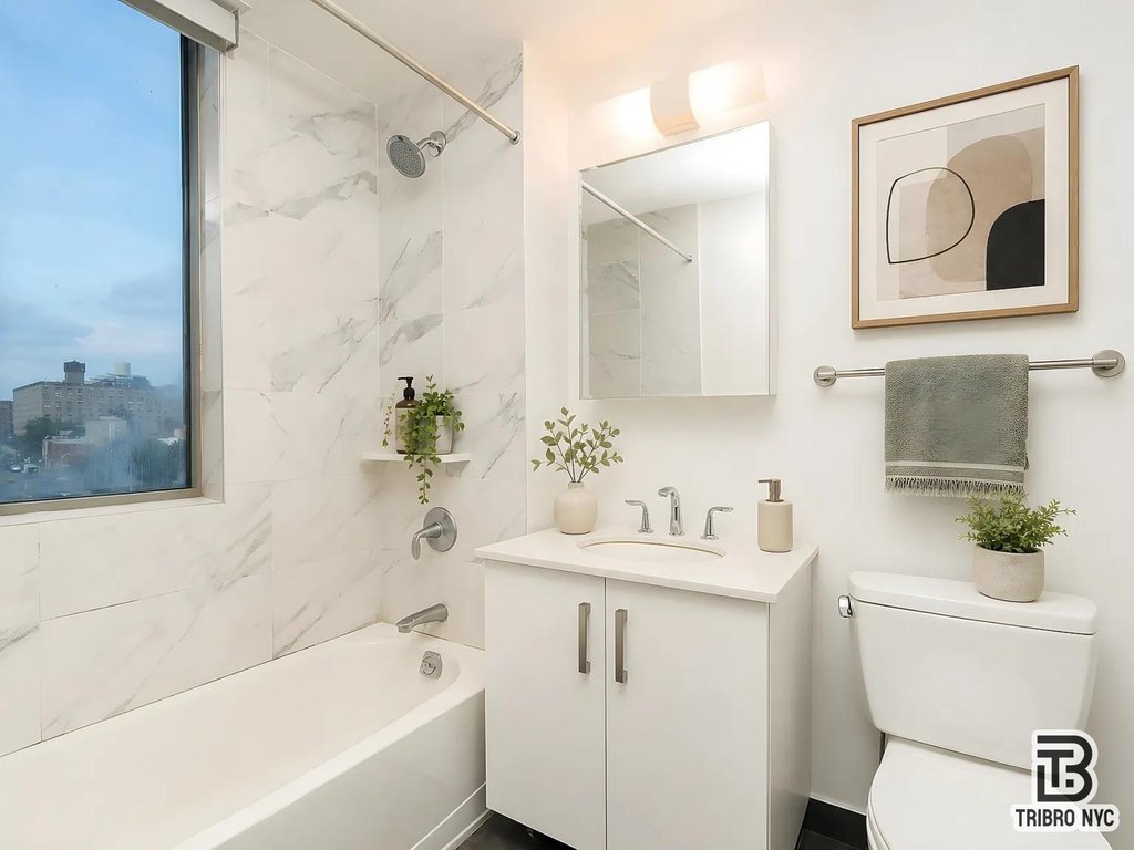 11-05 30th Road, Unit 3N photo 5