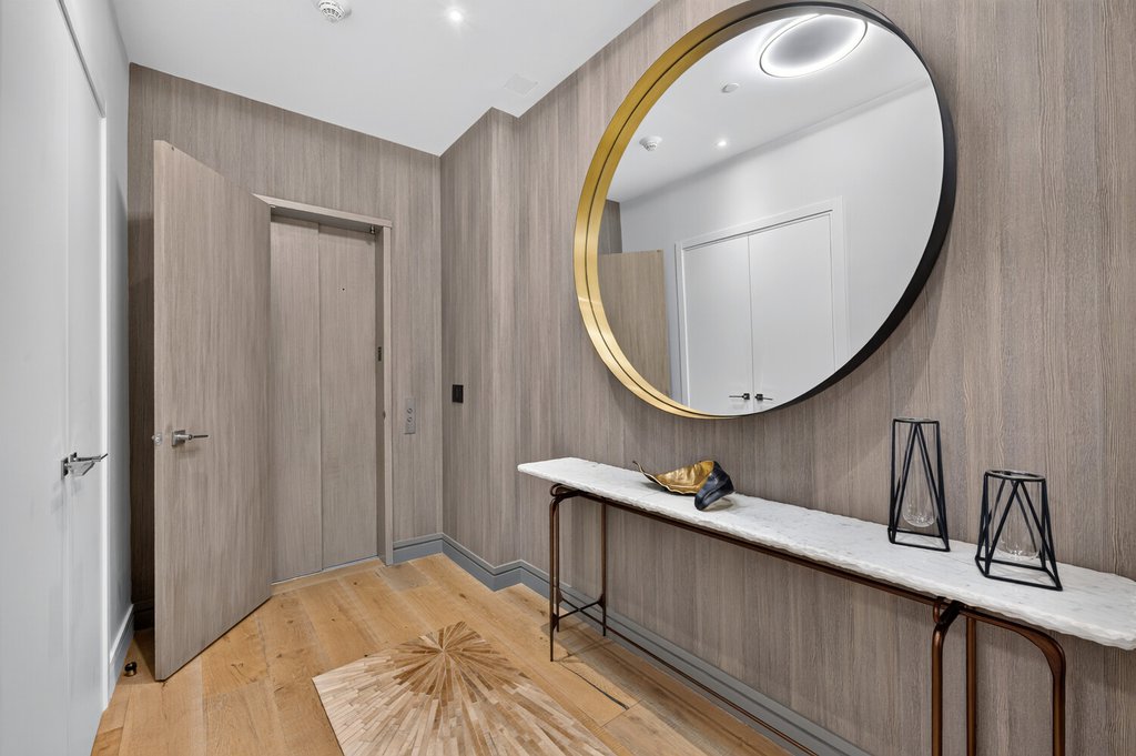 305 East 61st Street, Unit 702 photo 13