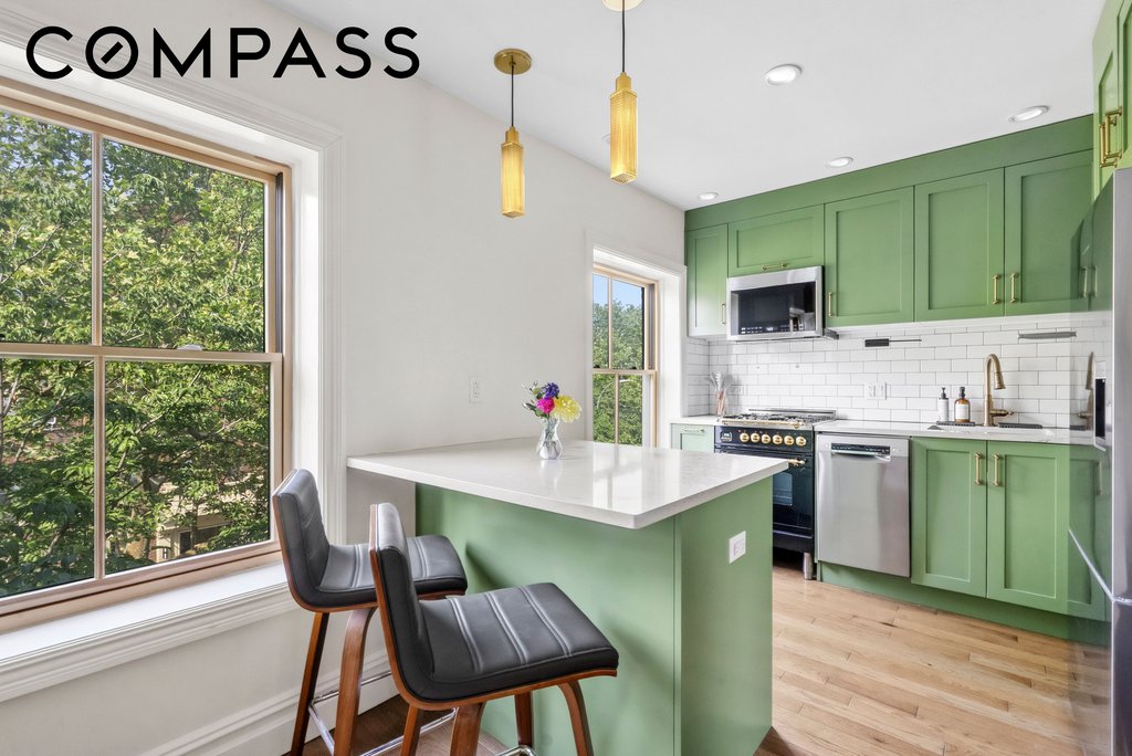 16 Wyckoff Street, Unit 4 photo 4