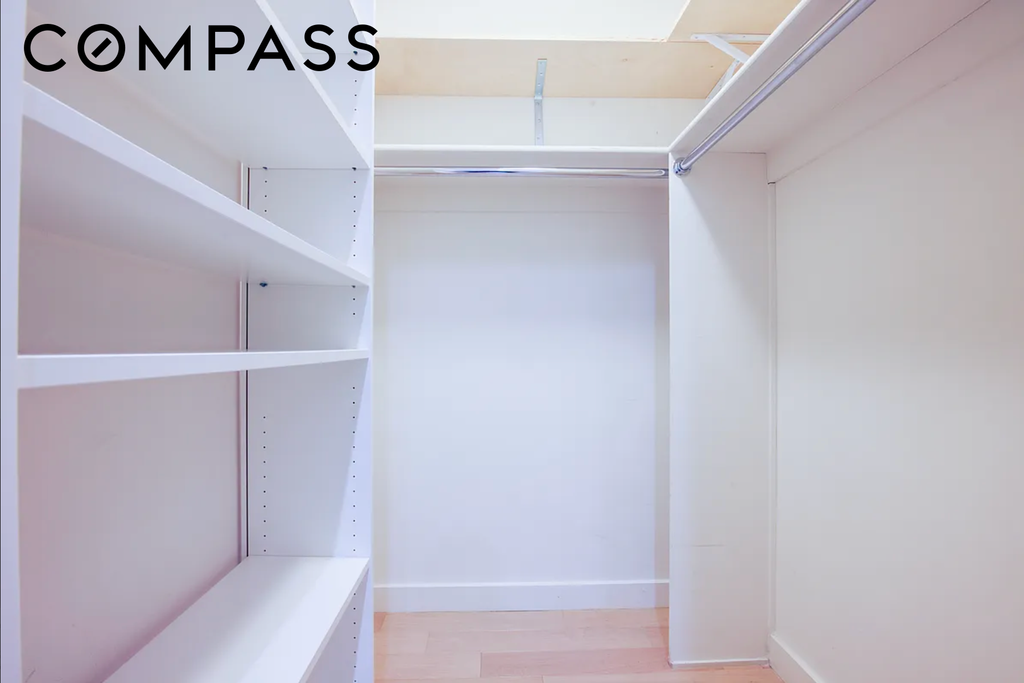 75 Wall Street, Unit 20P photo 8