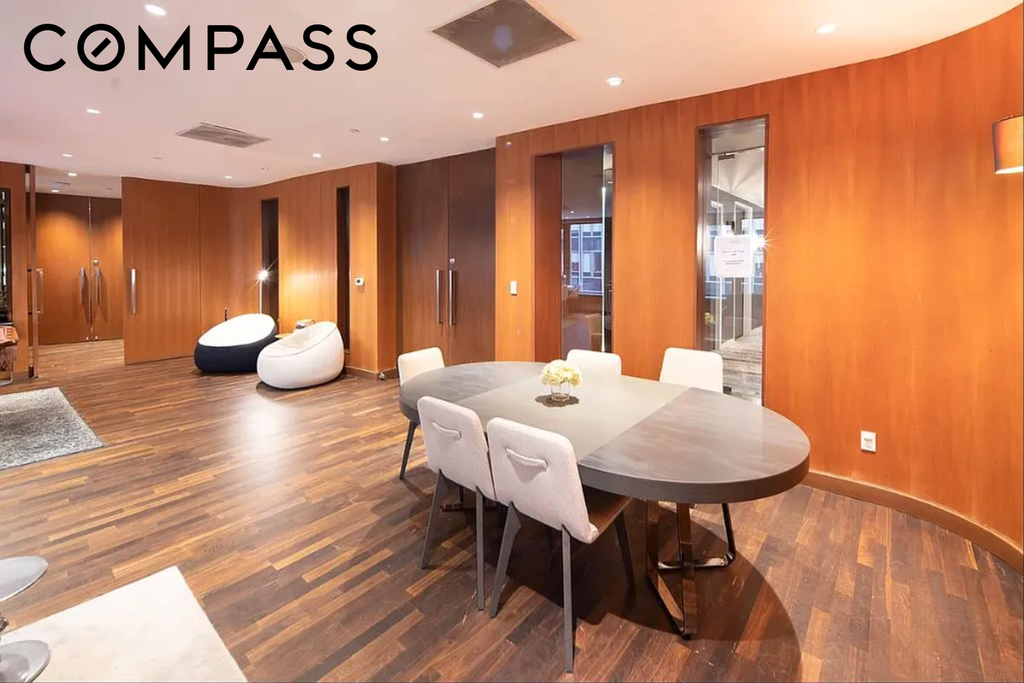 75 Wall Street, Unit 20P photo 13