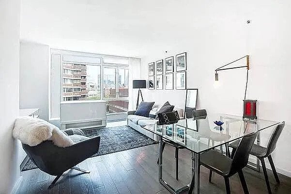 385 First Avenue, Unit 11D