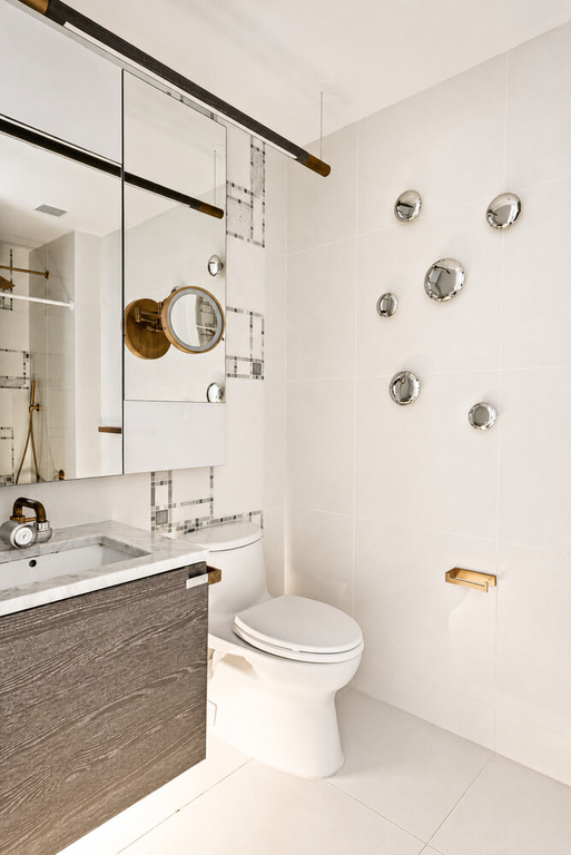 1 City Point, Unit 16D photo 7