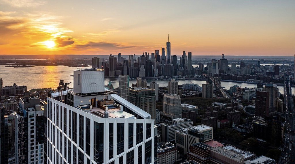 1 City Point, Unit 16D photo 12