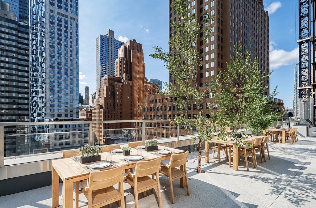 1 City Point, Unit 16D photo 14