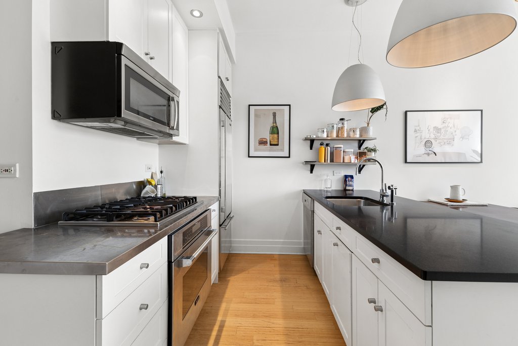 70 Washington Street, Unit 8F photo 3