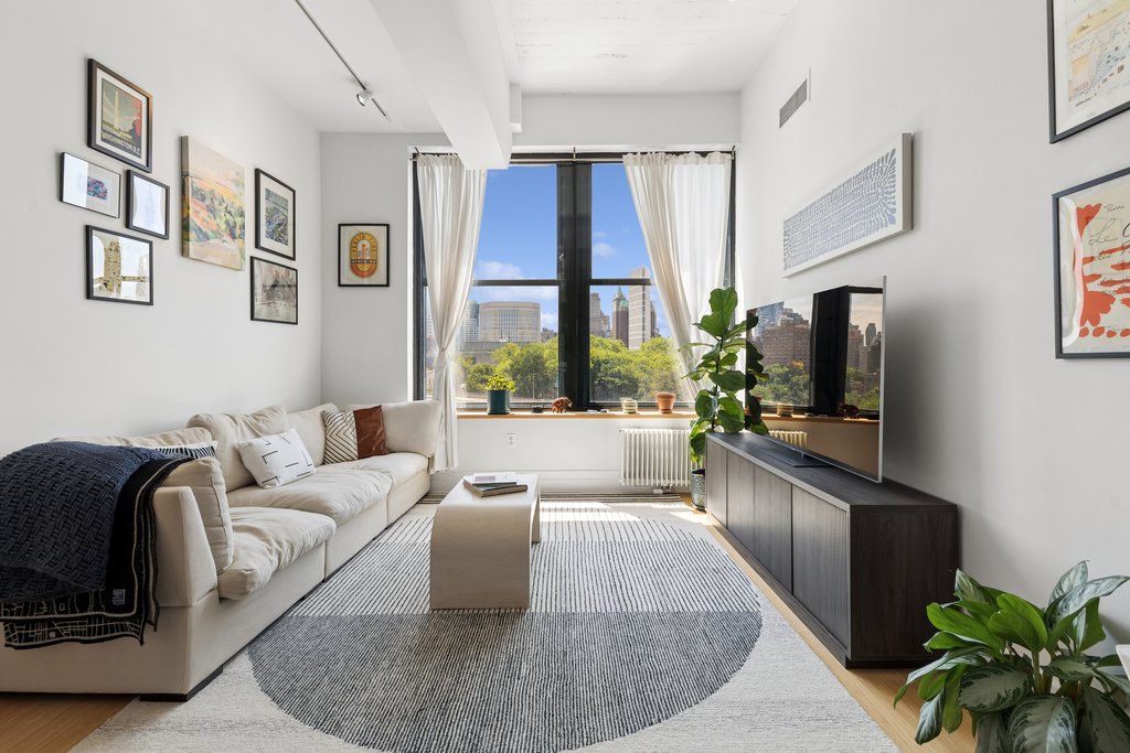 70 Washington Street, Unit 8F photo 4