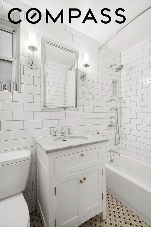 92 Horatio Street, Unit 4L photo 5