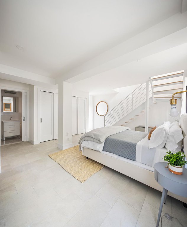 40 Stuyvesant Street, Unit 2 photo 12