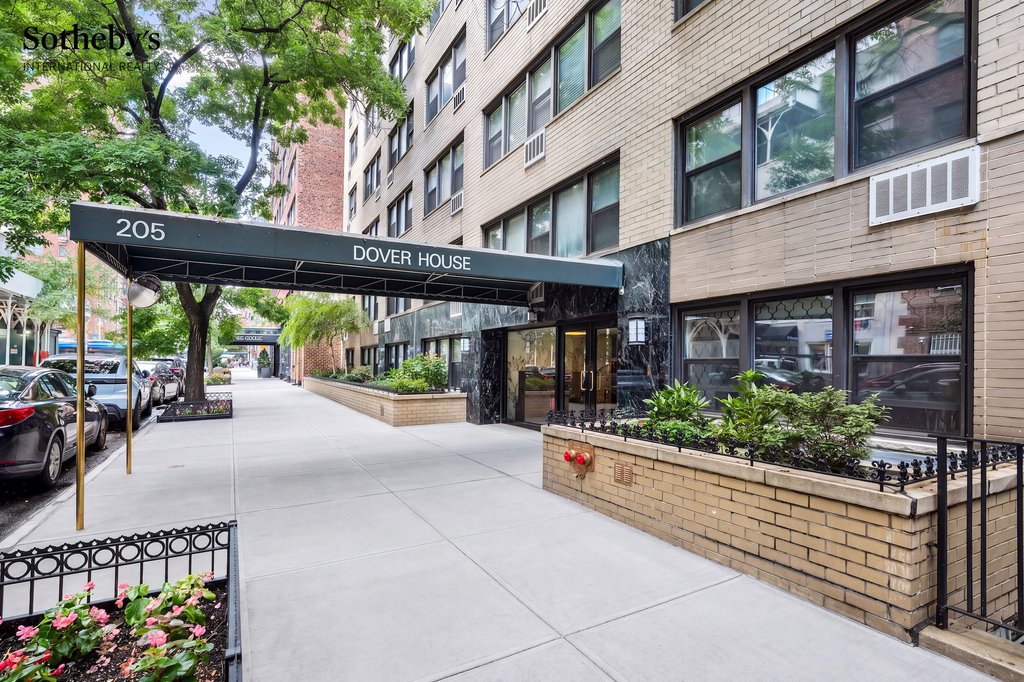 205 East 77th Street, Unit 9J photo 7