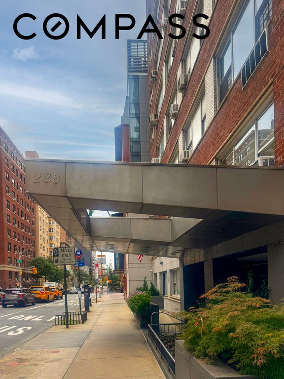 288 Lexington Avenue, Unit 5G photo 8
