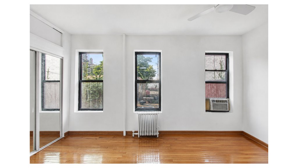 2146 Cortelyou Road, Unit 1R photo 2