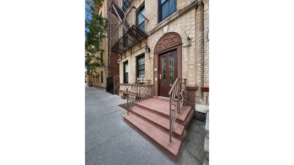 2146 Cortelyou Road, Unit 1R photo 10