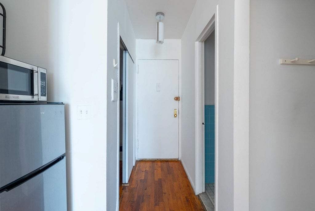 229 East 29th Street, Unit 6G photo 7