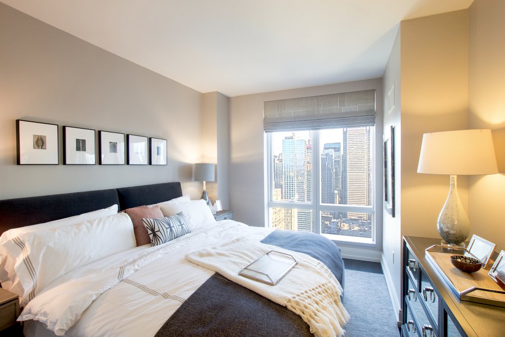555 Tenth Avenue, Unit 40I photo 3