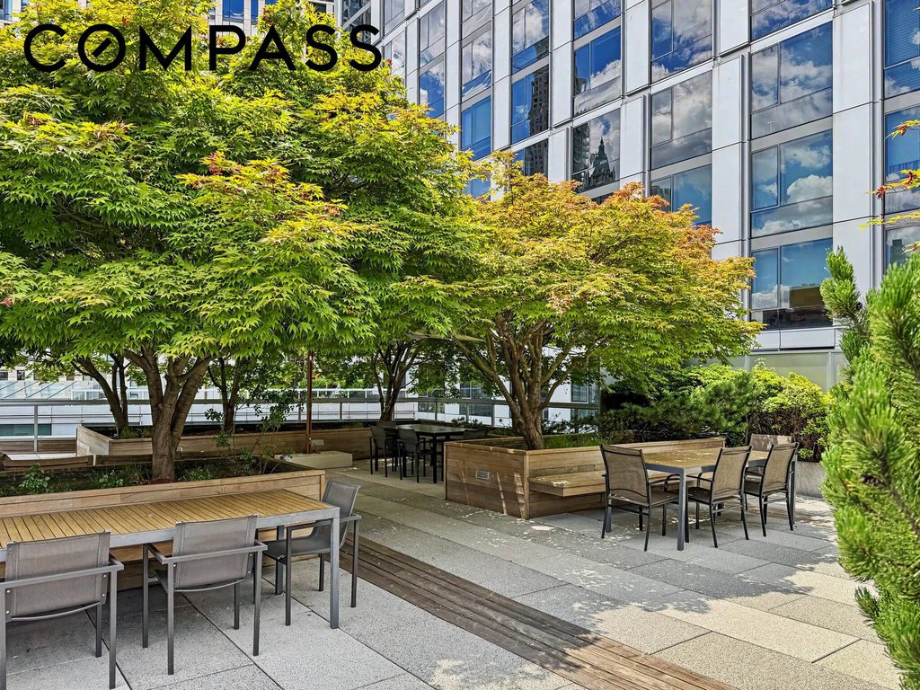200 Chambers Street, Unit 21E photo 13