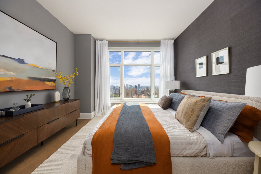100 Claremont Avenue, Unit 25E photo 4