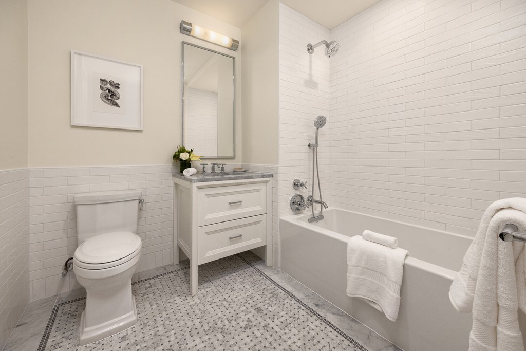 100 Claremont Avenue, Unit 25E photo 7