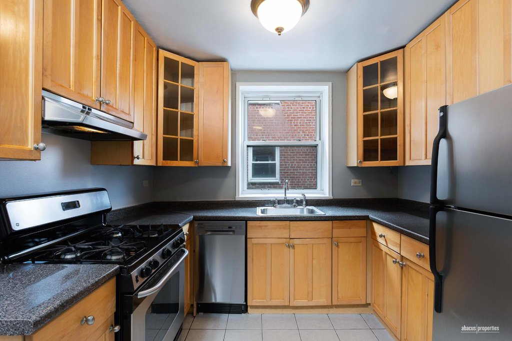 1717 East 18th Street, Unit 5B photo 6