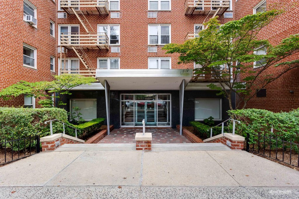 1717 East 18th Street, Unit 5B photo 13