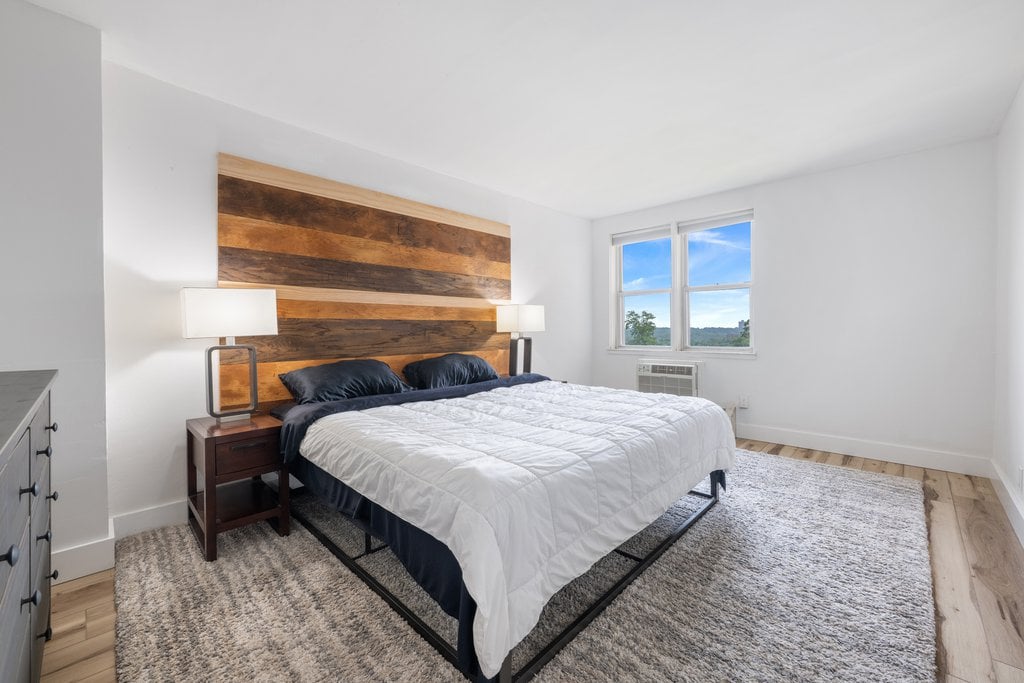 5900 Arlington Avenue, Unit 4F photo 4