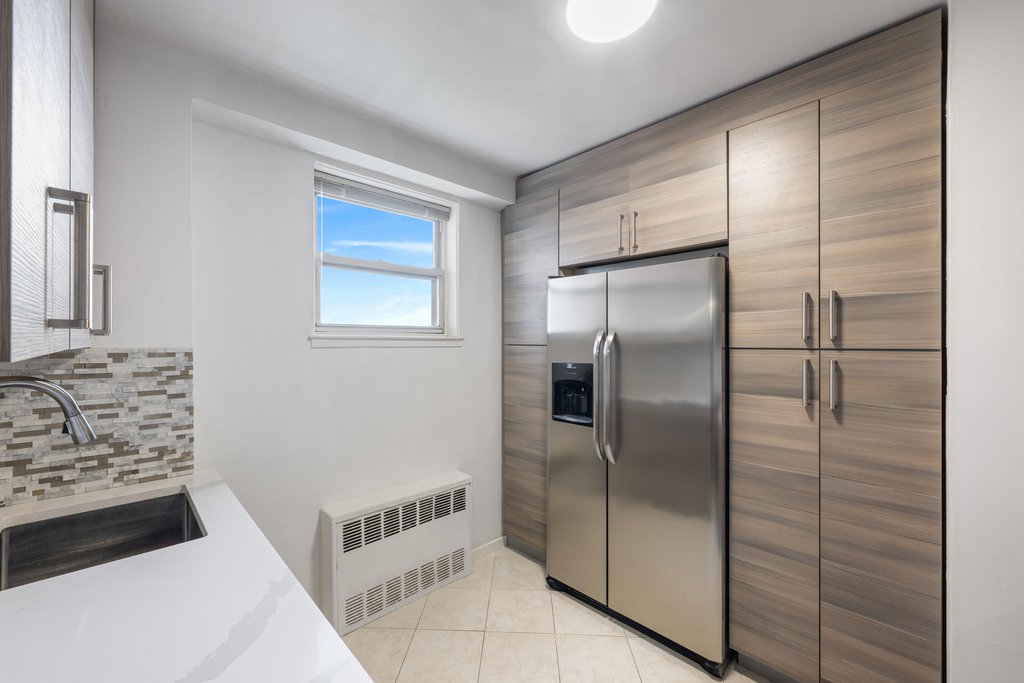 5900 Arlington Avenue, Unit 4F photo 6