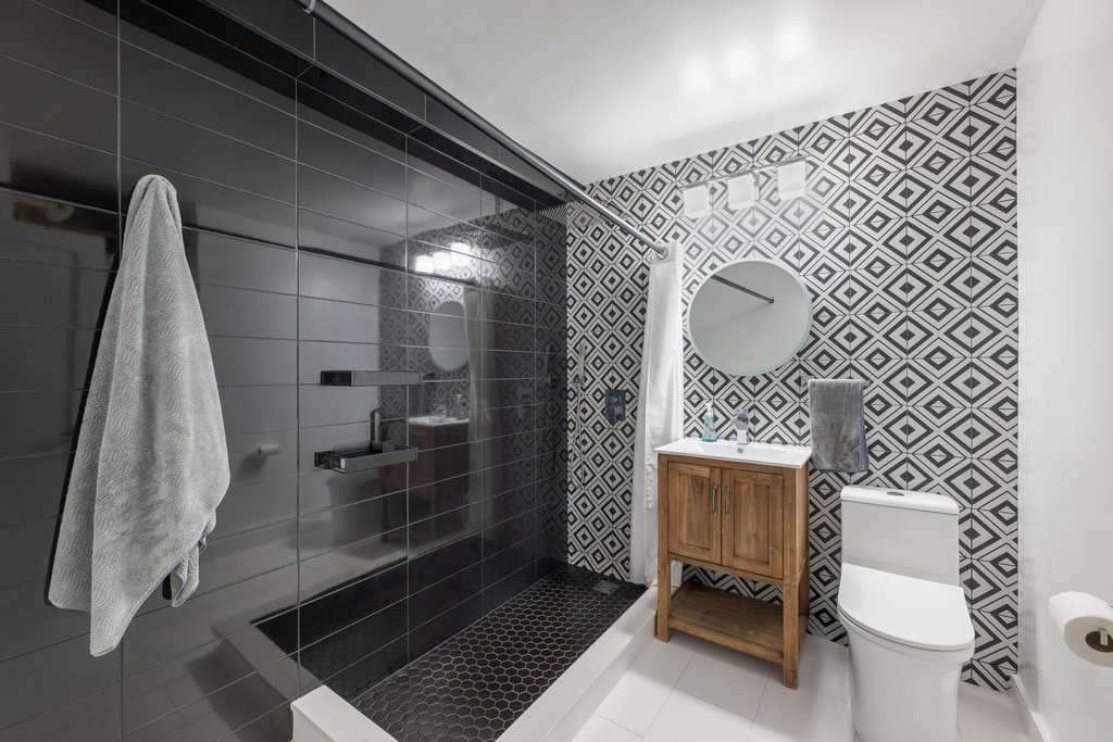 5900 Arlington Avenue, Unit 4F photo 8